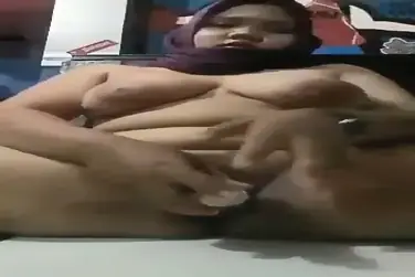 Jilbab Ungu Sange Parah Minta Diewe